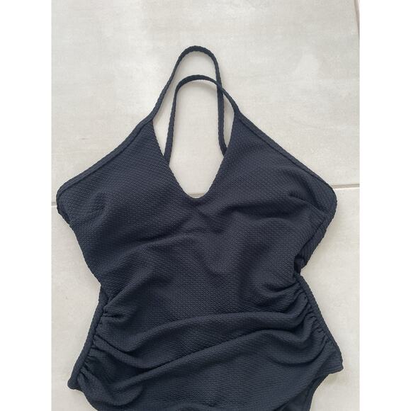 Cupshe Swim One Piece Swimsuit Halter Textured Swimwear - Picture 2 of 9